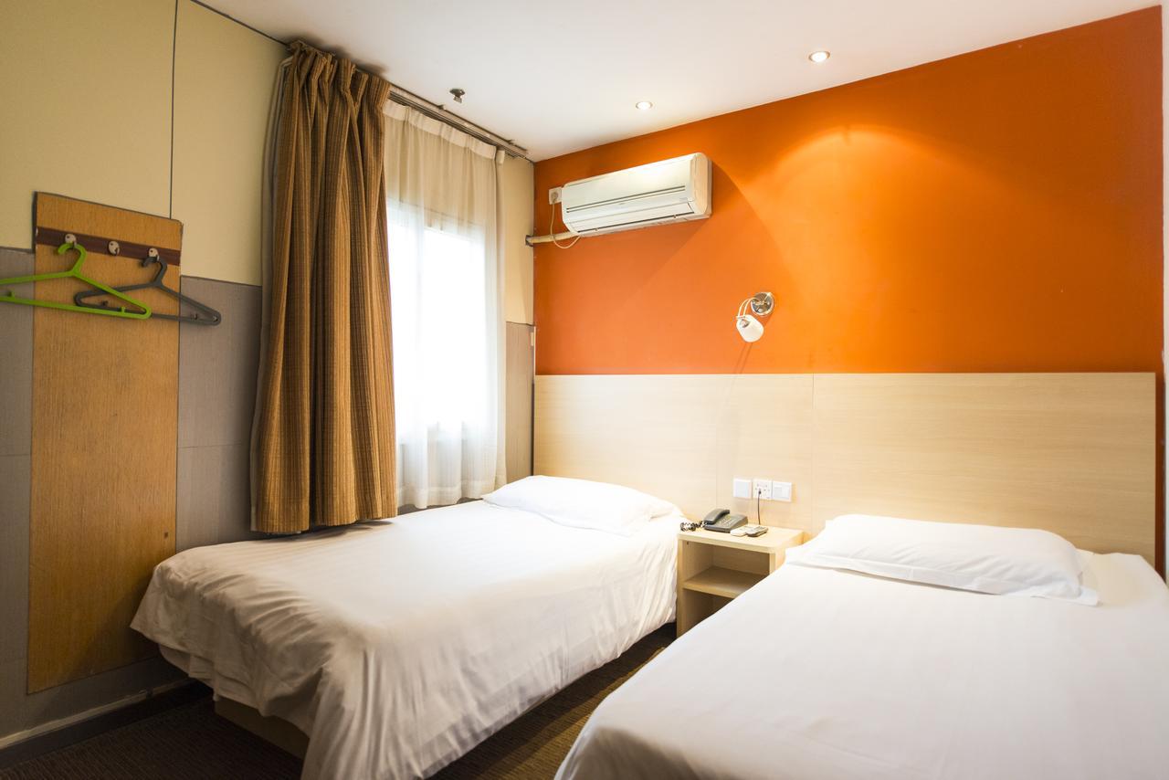 Motel Chongqing Jiefangbai Hongyadong Pedestrian Street מראה חיצוני תמונה