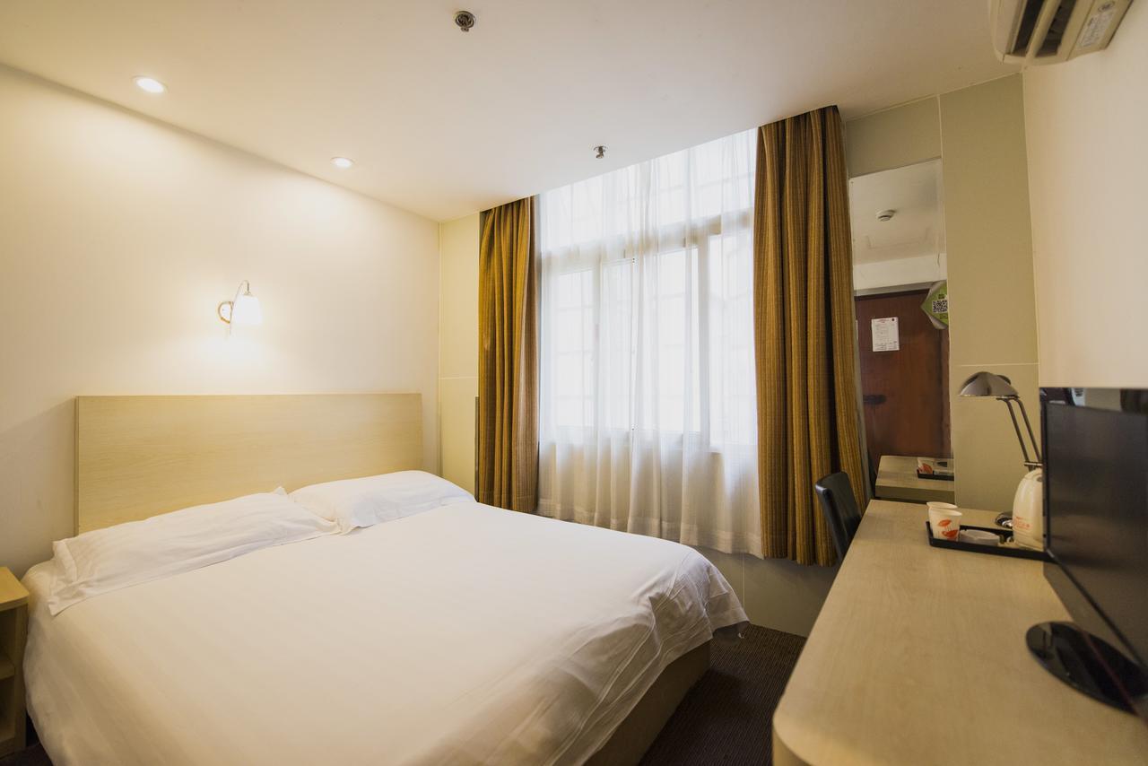 Motel Chongqing Jiefangbai Hongyadong Pedestrian Street מראה חיצוני תמונה